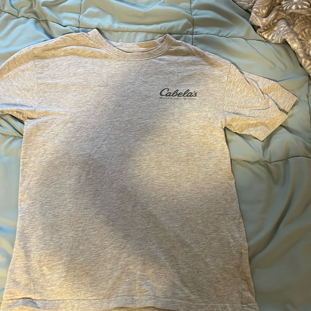 Gray cabelas short sleeve tee small